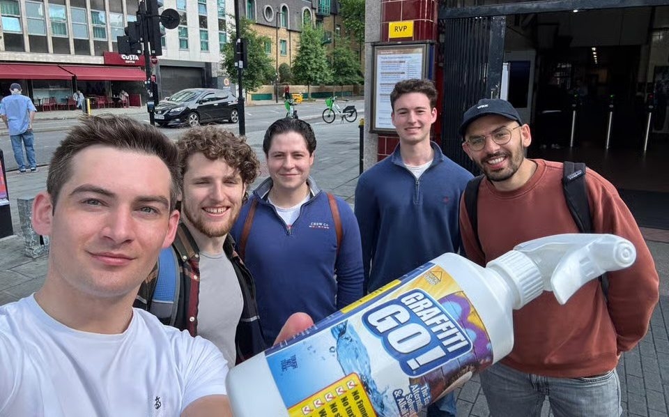 Watch: Londoners remove graffiti from Tube in swipe at Sadiq Khan