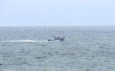 Plane carrying six crashes off San Diego coast