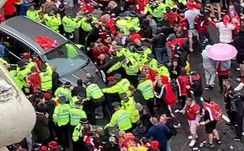 Car ploughs into crowd during Liverpool title parade