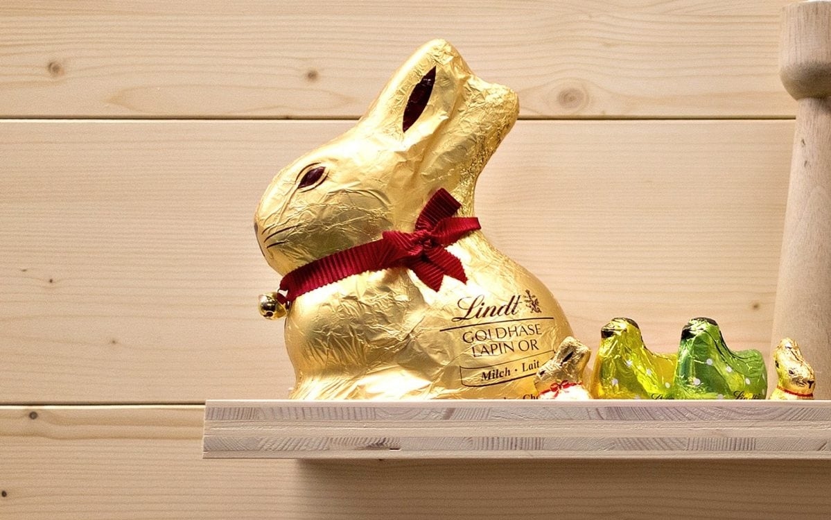 Lindt mulls making Swiss chocolate in US to swerve Trump tariffs