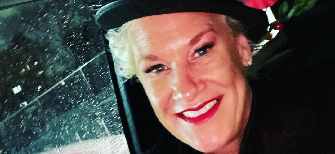 Food Network Icon Anne Burrell Dies At 55