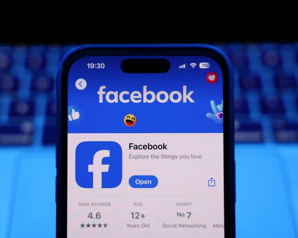 What to do if you can't get into your Facebook or Instagram account