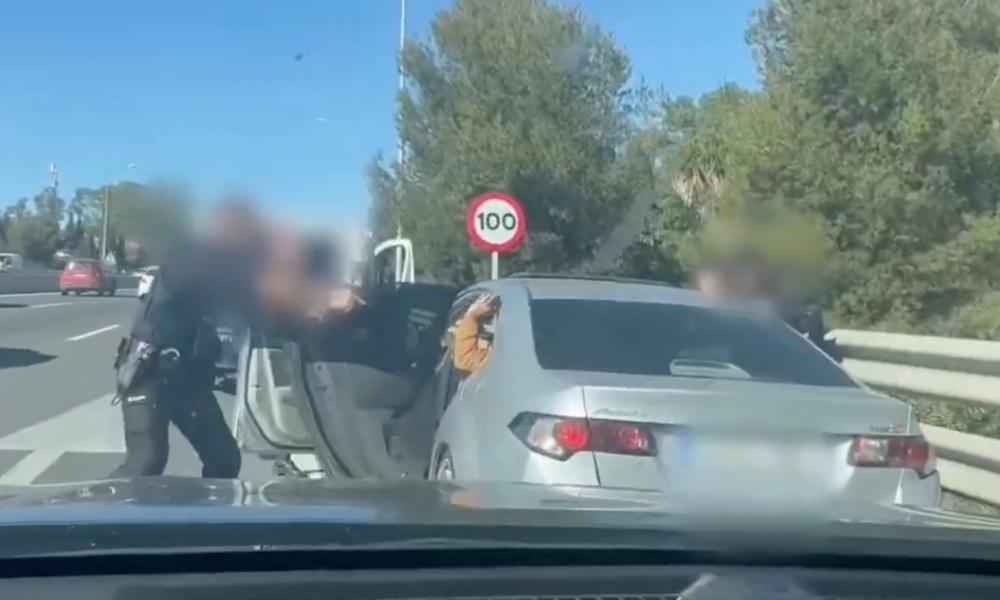Kidnapped Spanish man rescued using photo of steering wheel