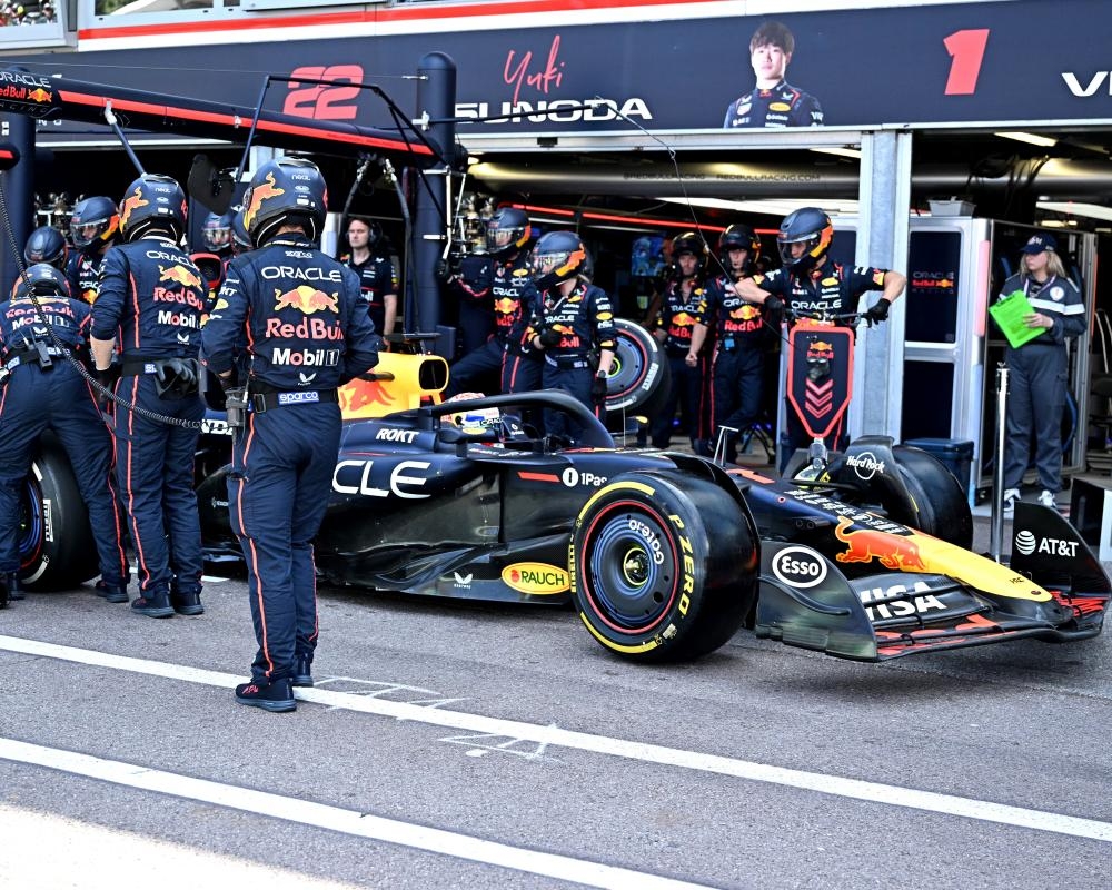 ‘We were almost doing Mario Kart': Verstappen and Russell slate Monaco F1 GP pit stops