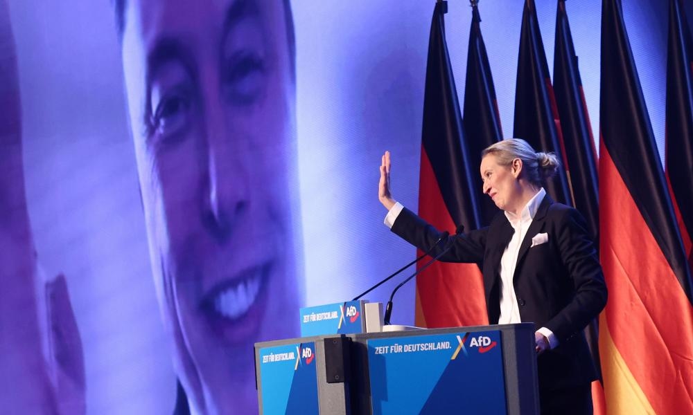 Far-right populists much more likely than the left to spread fake news
