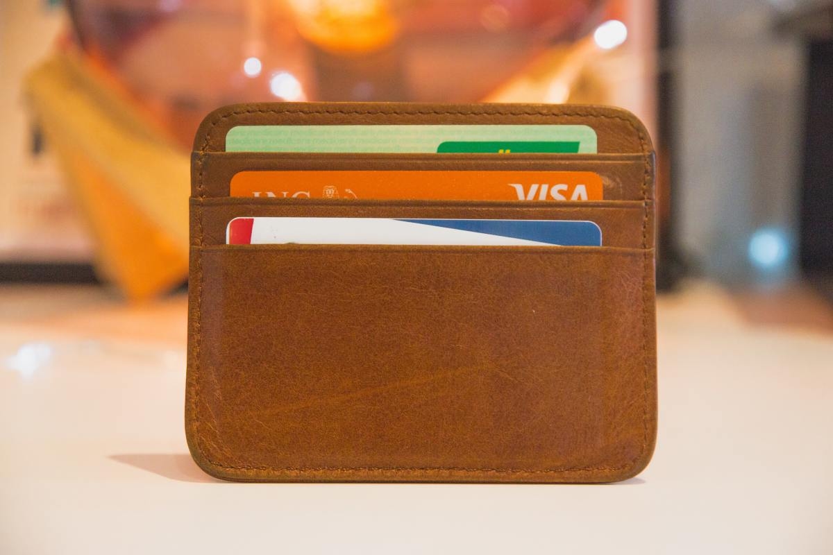 Visa reports surprising earnings, eyes stablecoins