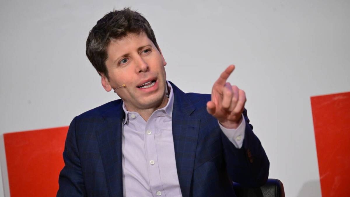 OpenAI teams up with legendary Apple exec