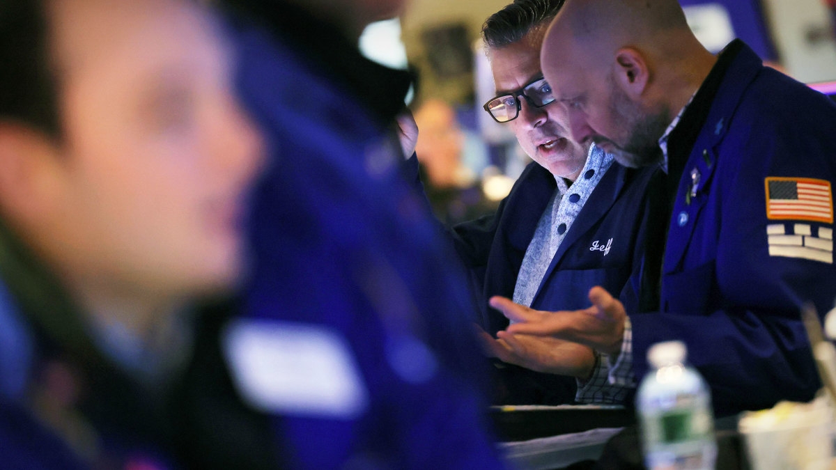 Fund-management veteran skips emotion in investment strategy