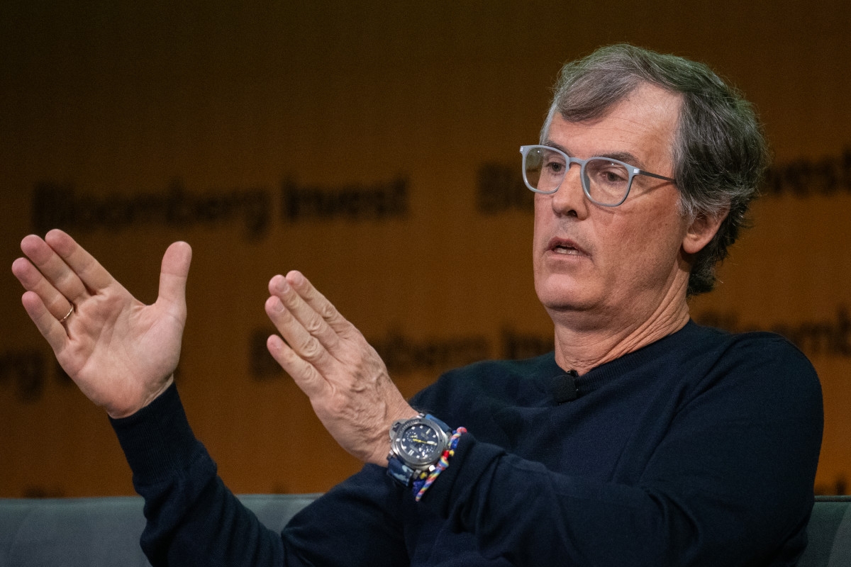 Billionaire hedge fund manager wakes up at three in the morning with a regret