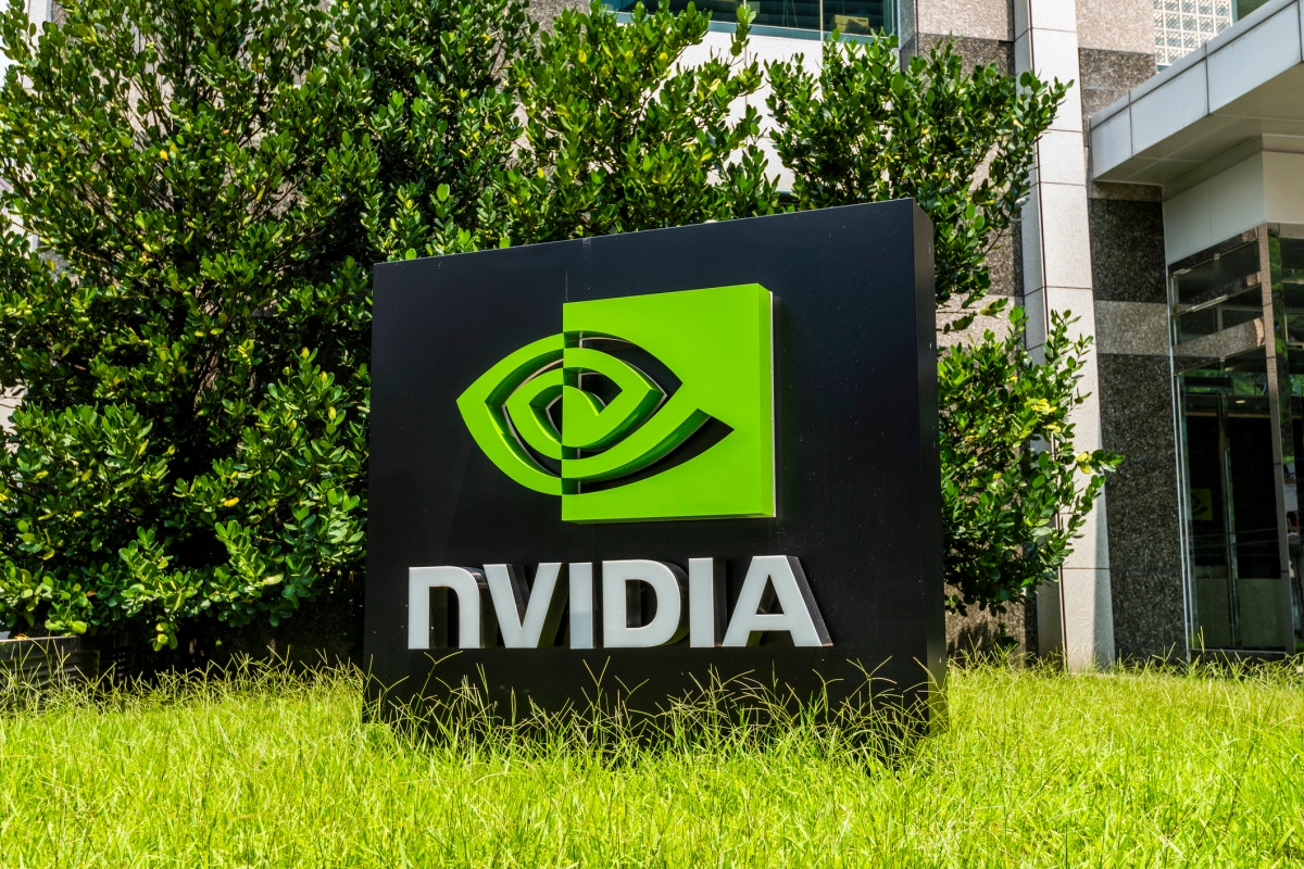 NVIDIA reports positive earnings, but AI tokens take a nosedive