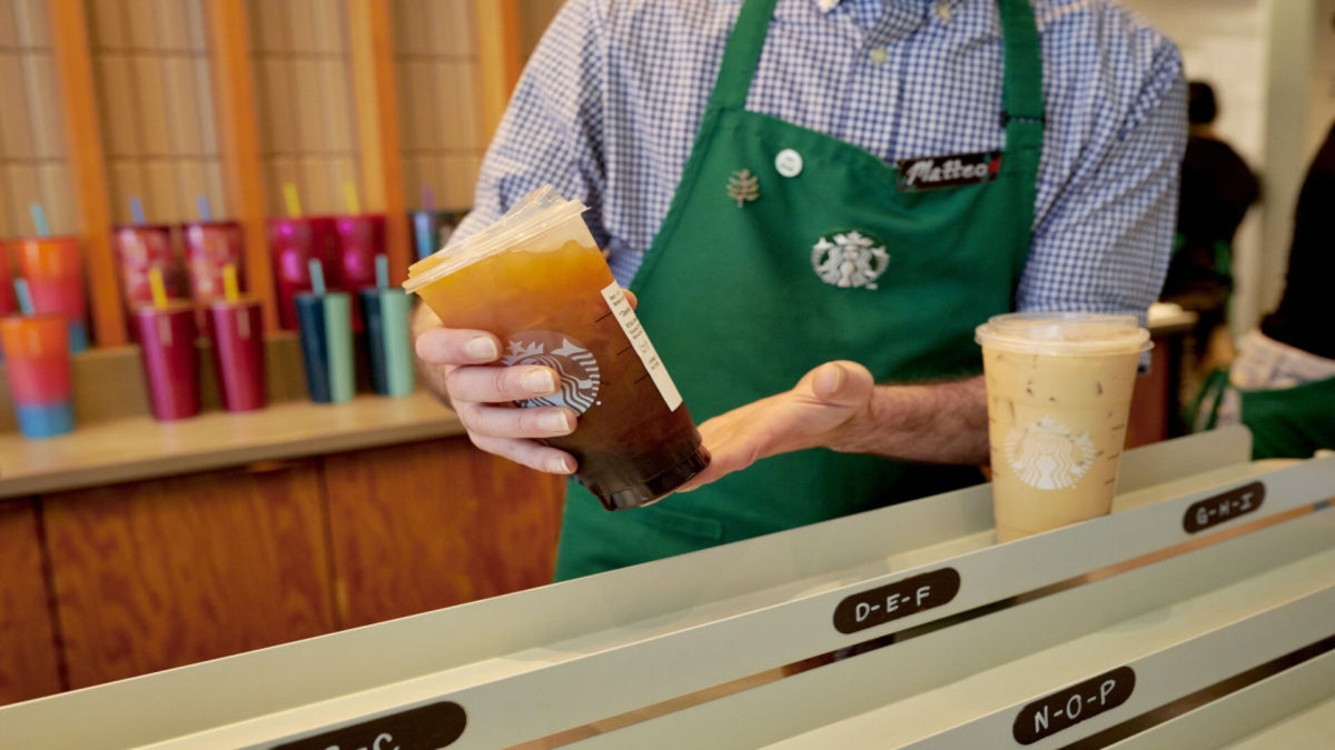 Starbucks' problems may be too big to fix