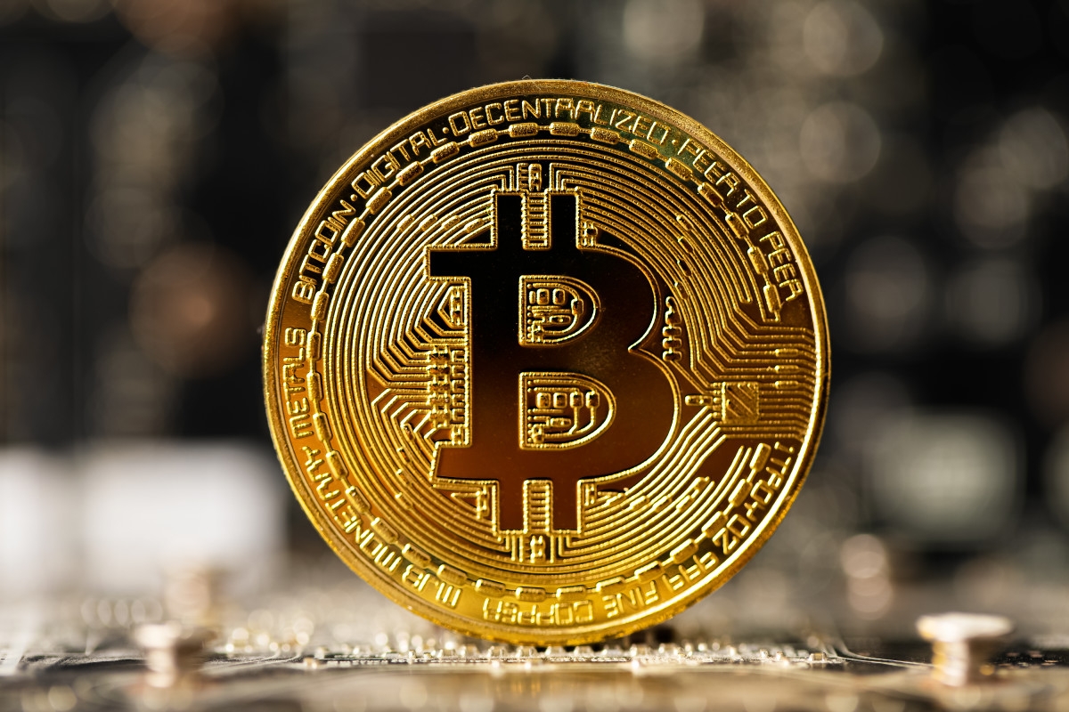 U.S. may sell Fort Knox gold for Bitcoin — If it's 'budget-neutral,' says Trump adviser