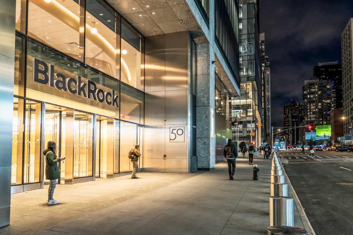 Bond buyers' shocking strike leaves BlackRock struggling