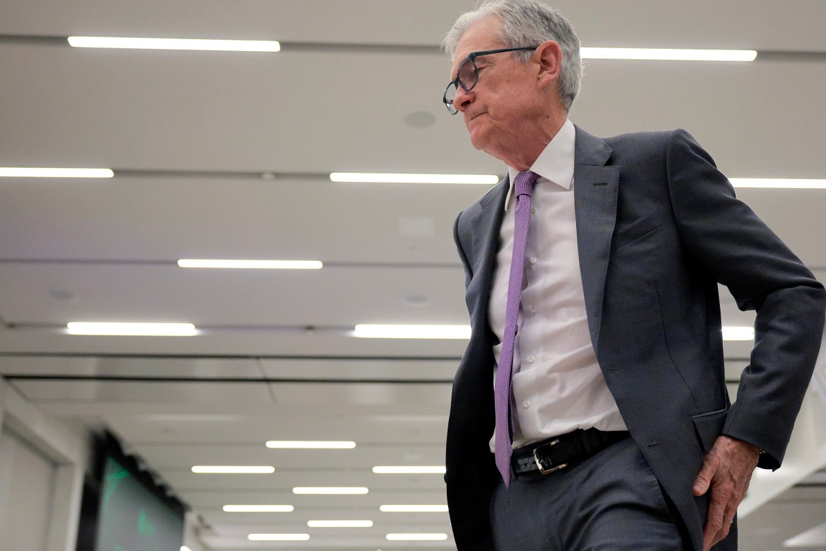 Trump slams Fed Chair Powell once again