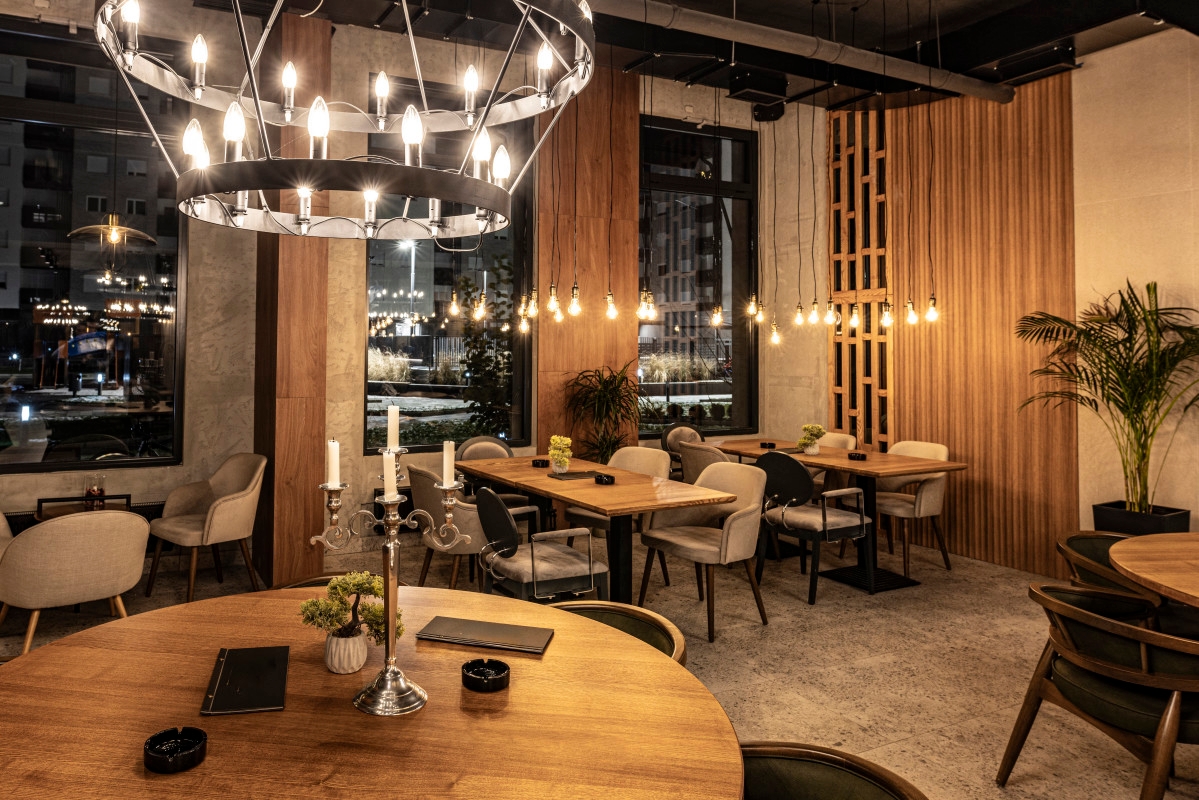 Popular restaurant chain imitates MicroStrategy and Tesla in its operations