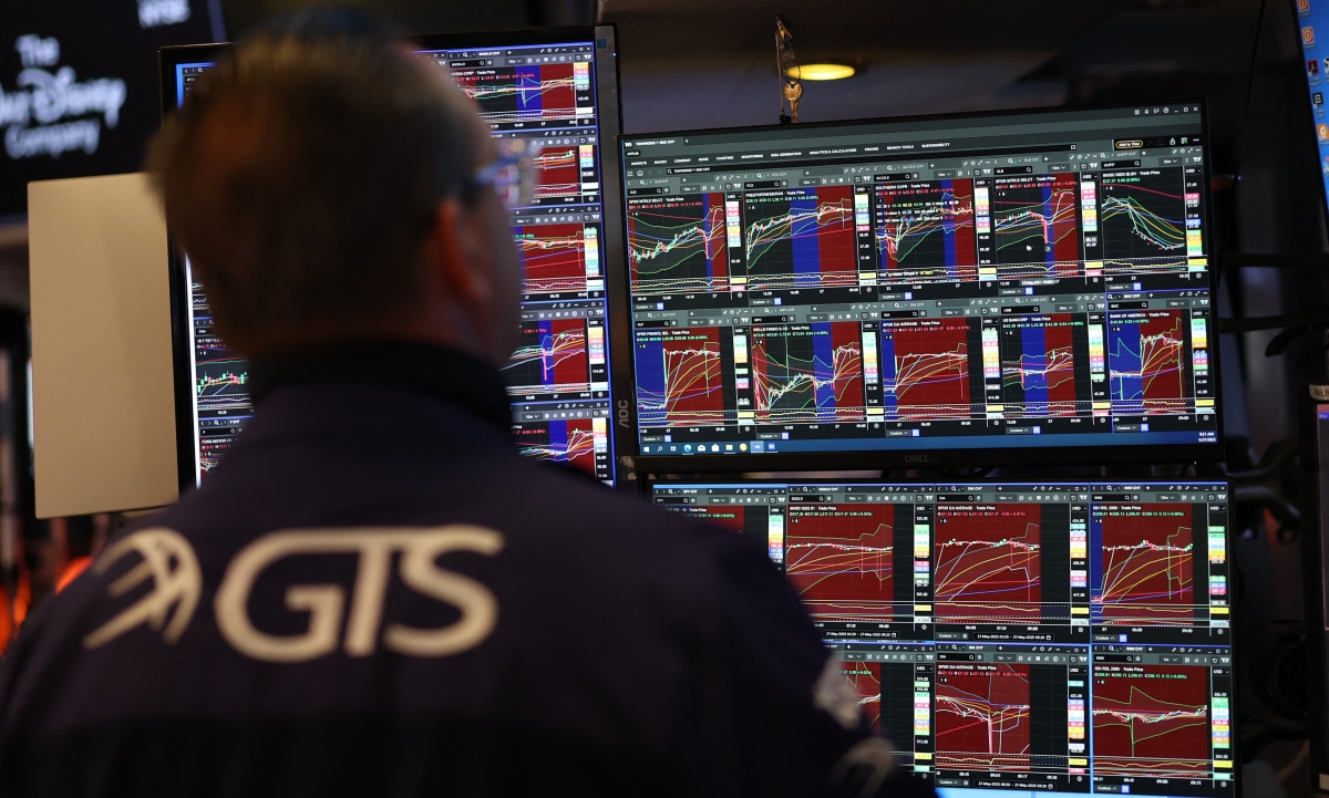 Super Micro hit again as AI boom wanes