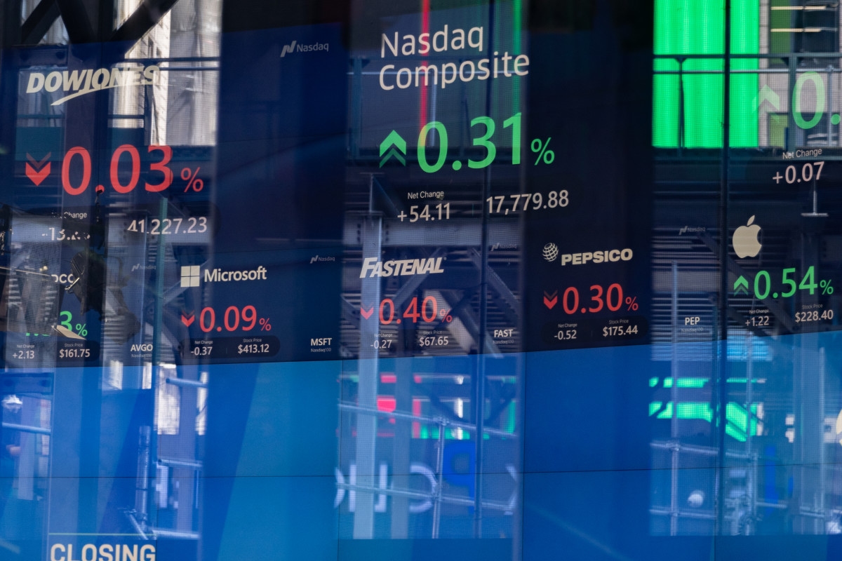 Leading AI startup soars 250% after increasing its IPO price range
