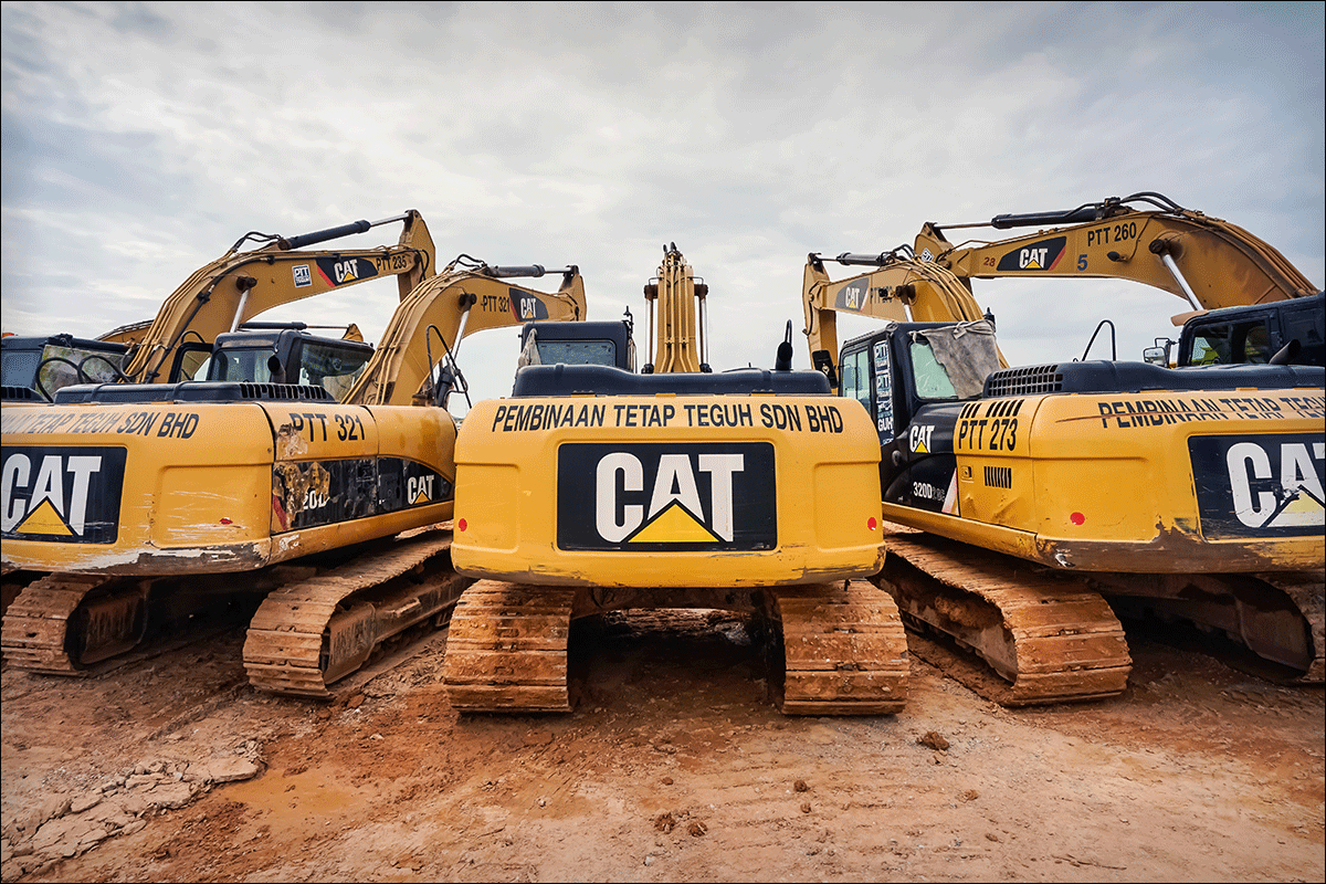 Analyst reboots Caterpillar stock price target as new CEO discusses tariffs