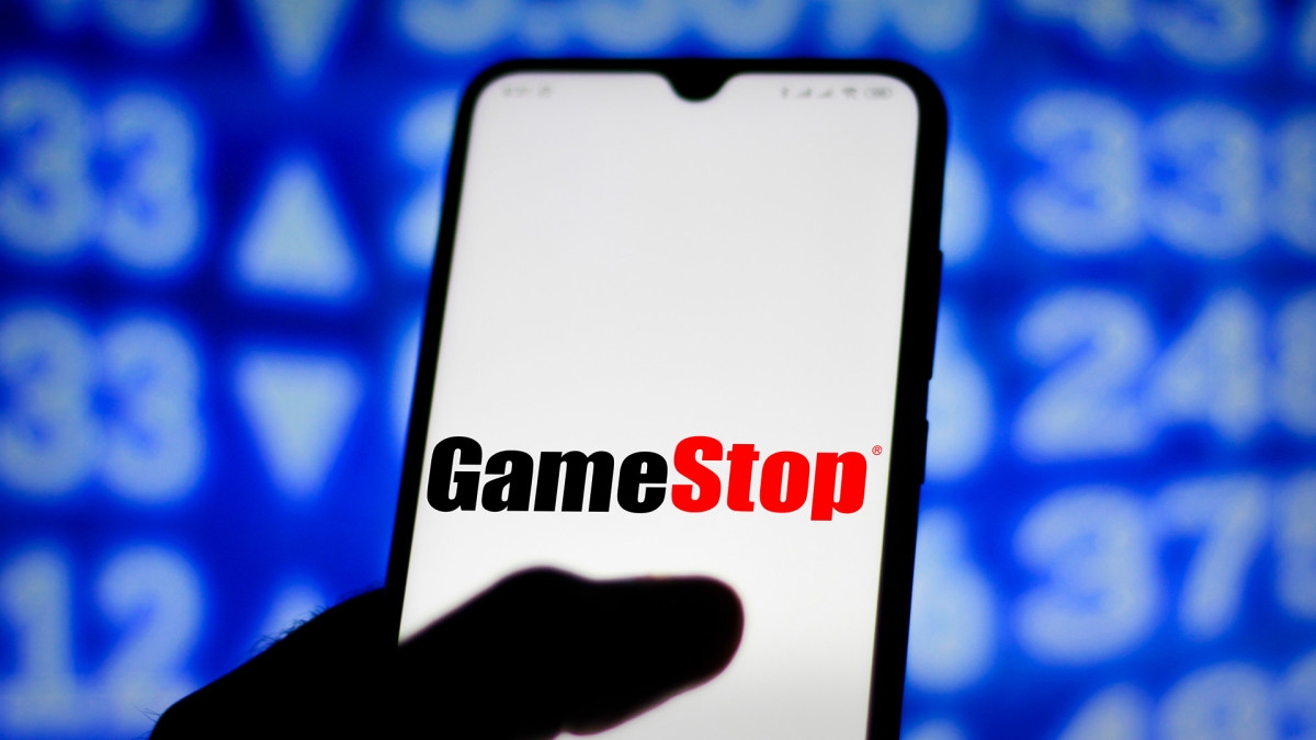 GameStop makes heads turn with surprising treasury move