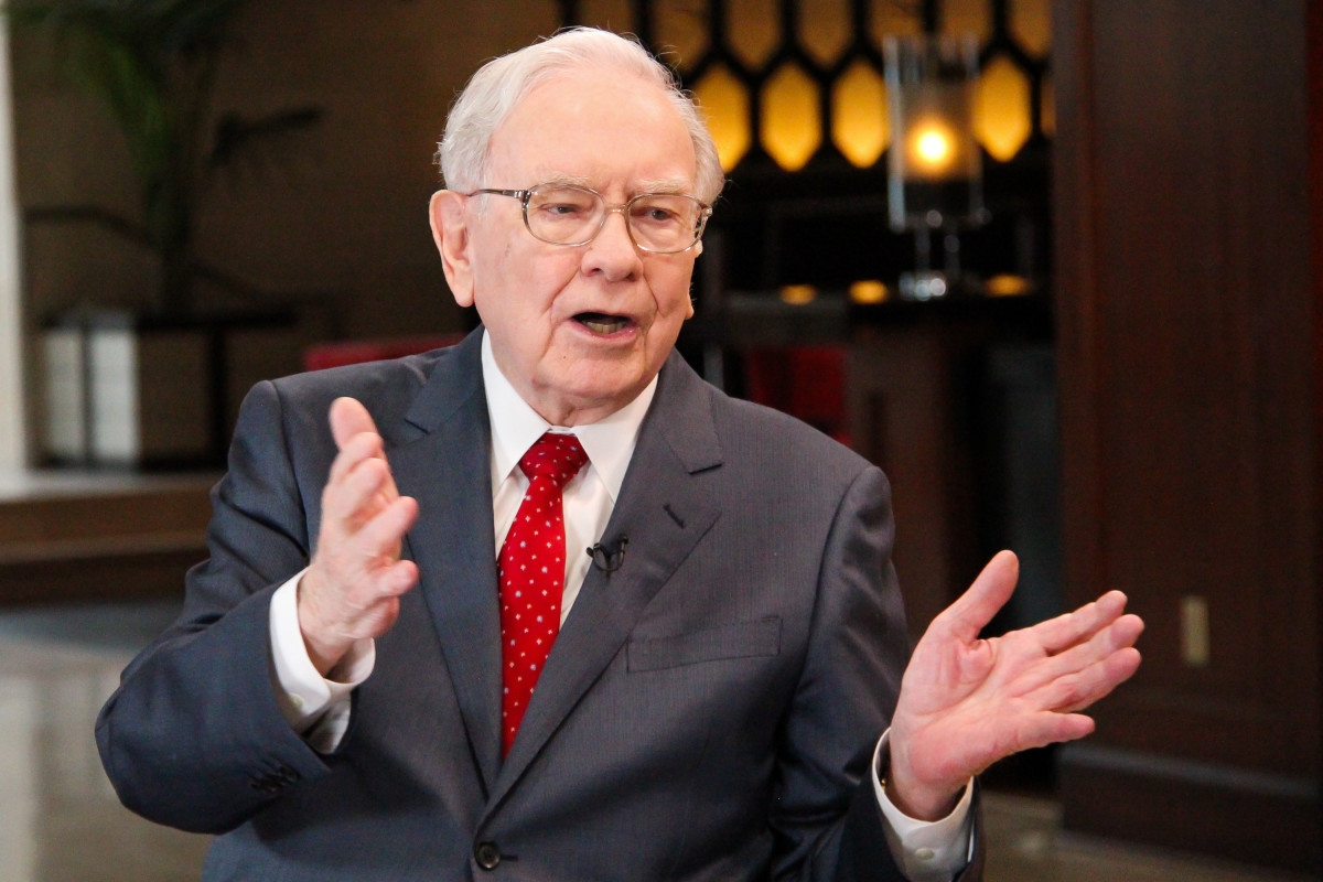 Berkshire Hathaway shares sag since Buffett say he's retiring