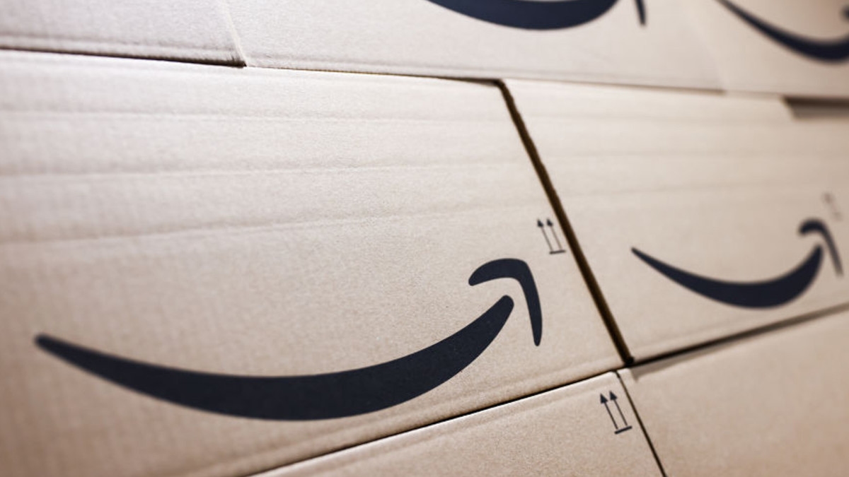 Amazon is selling a 'wonderful' $100 soundbar for just $60, and shoppers say it's 'easy to set up'