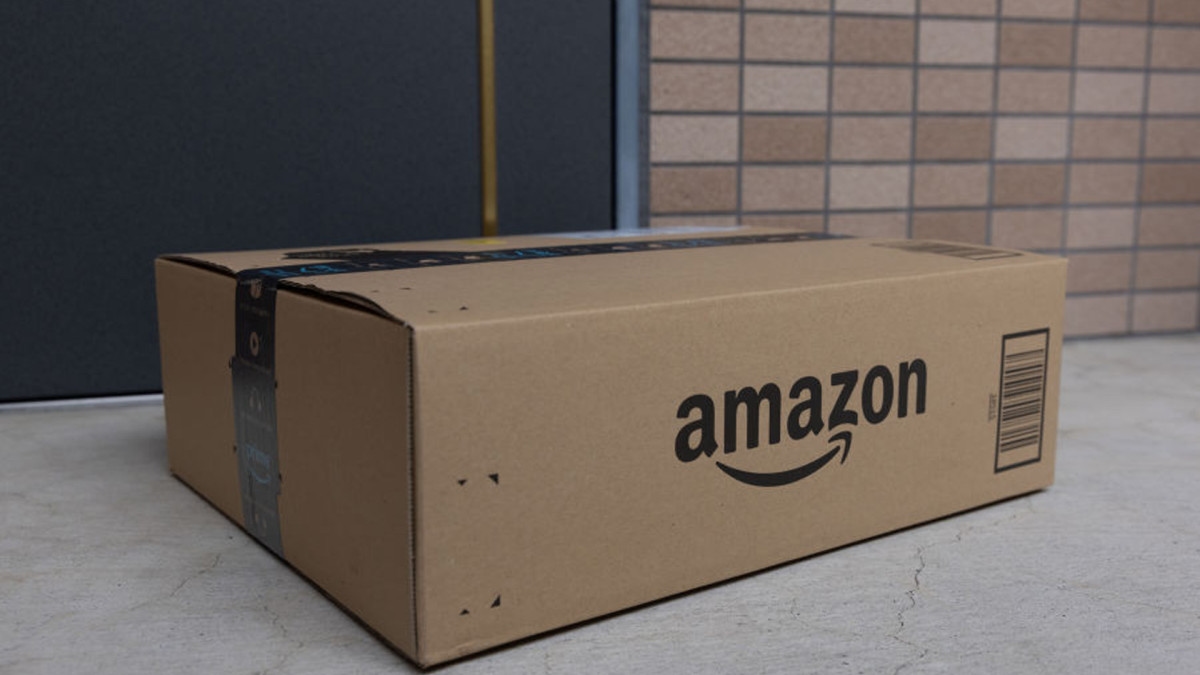 Amazon is selling a $1,599 laptop for $300 that's 'very good quality'