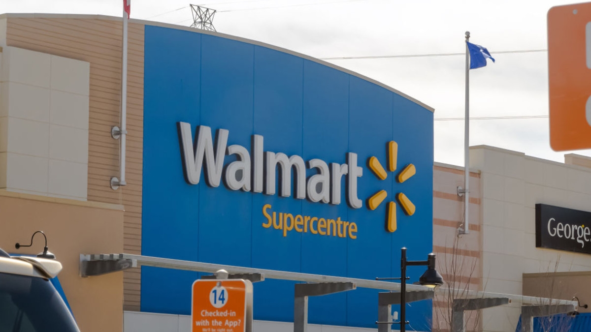 Walmart is selling an 'amazing' $29 wireless charging stand for just $14, and shoppers say it 'works like a charm'