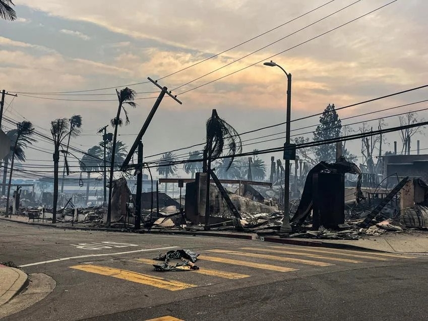 Section of PCH Closed Due to LA Wildfires, Floods, Partly Reopened