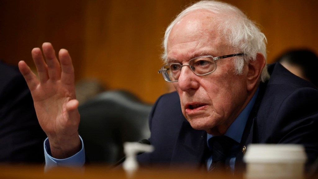 Bernie Sanders, Angus King Propose Drug Advertising Ban in Consumer Marketing
