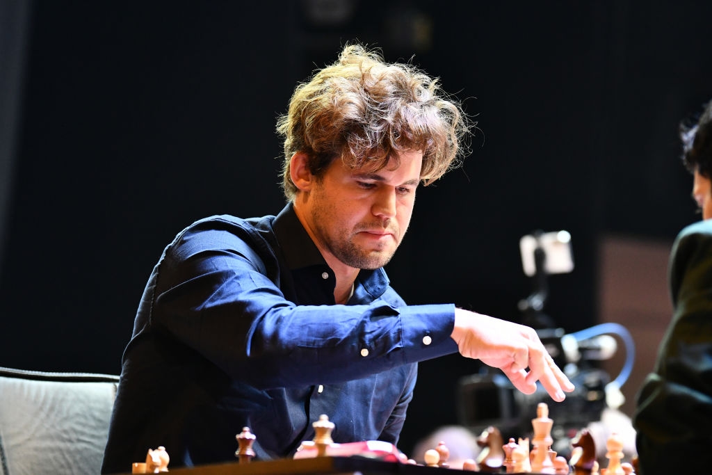 Magnus Carlsen Beats ChatGPT in Chess Without Losing a Piece