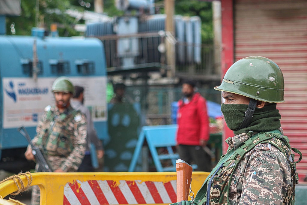 How It Fell to the Gulf States to Be India-Pakistan Peace-Brokers