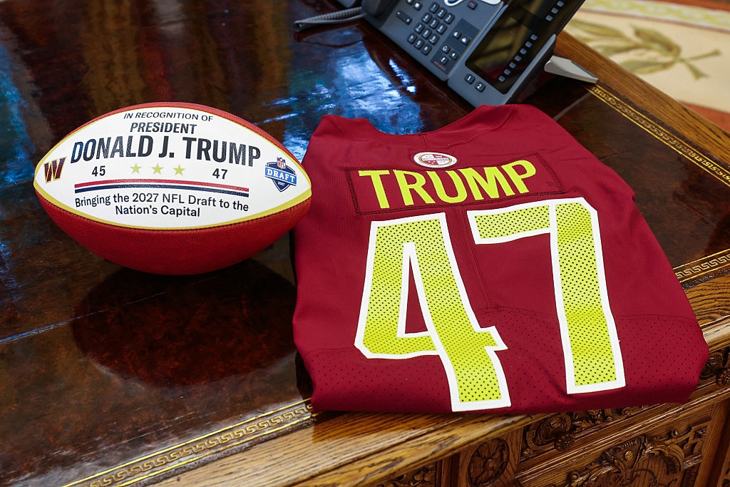 Trump Threatens Washington Commanders' RFK Stadium Deal Over Team Name
