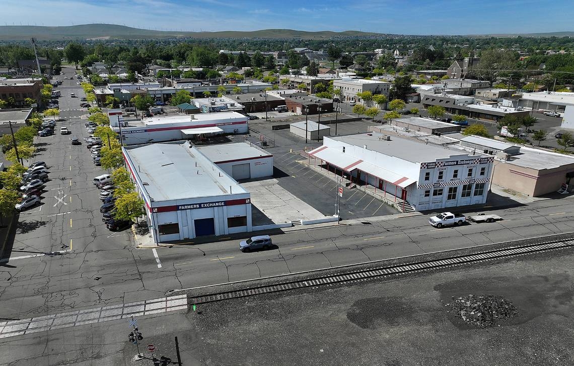Foreclosure auction for Farmers Exchange in Kennewick didn't go as planned. The latest