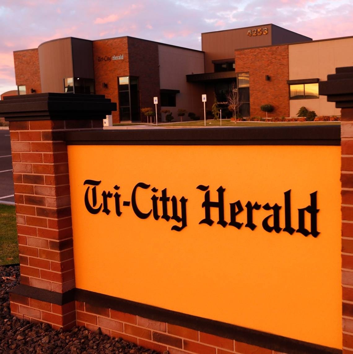 Tri-City Herald honored for dogged public records work. ‘People want to know why things happen.'
