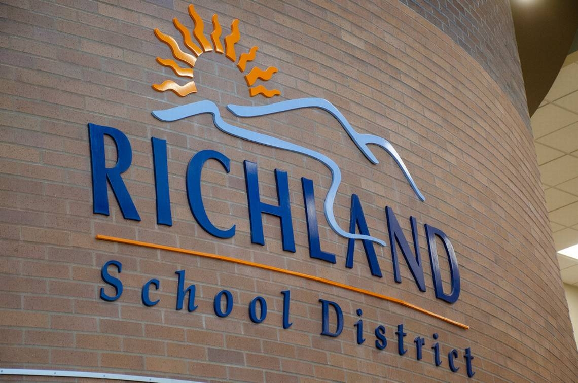 Richland school leaders consider rejecting controversial ‘race and curriculum' policy