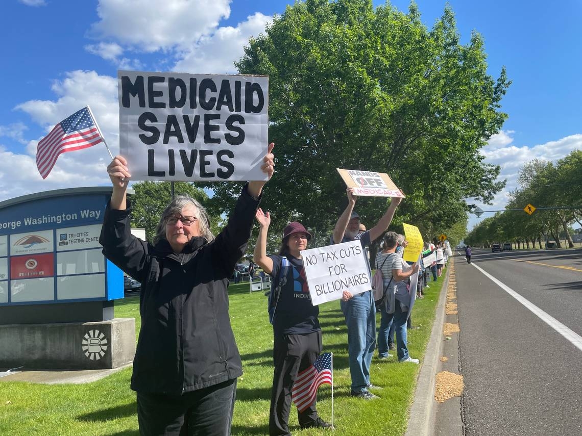 WA governor calls on Reps. Newhouse, Baumgartner to explain ‘dire' cuts to Medicaid