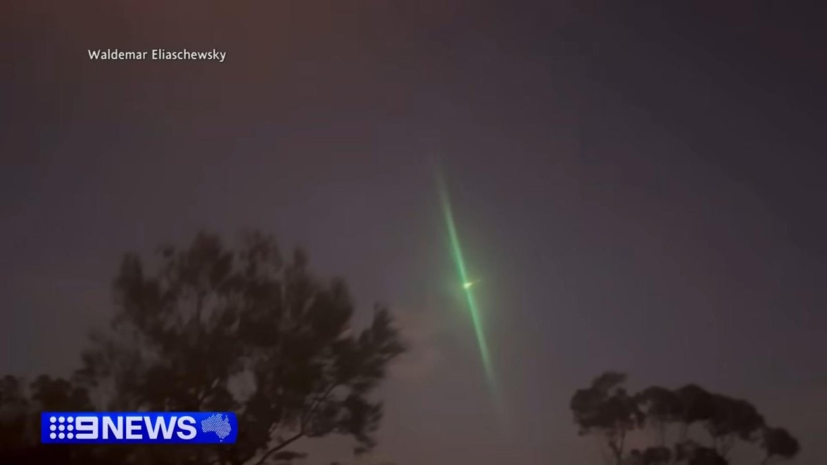 Bright green fireball in Australian sky identified as 'one hell of a meteor'