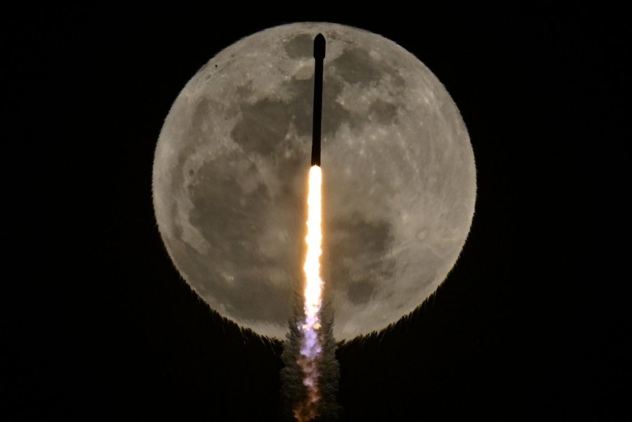 NASA launches second phase of moon recycling competition