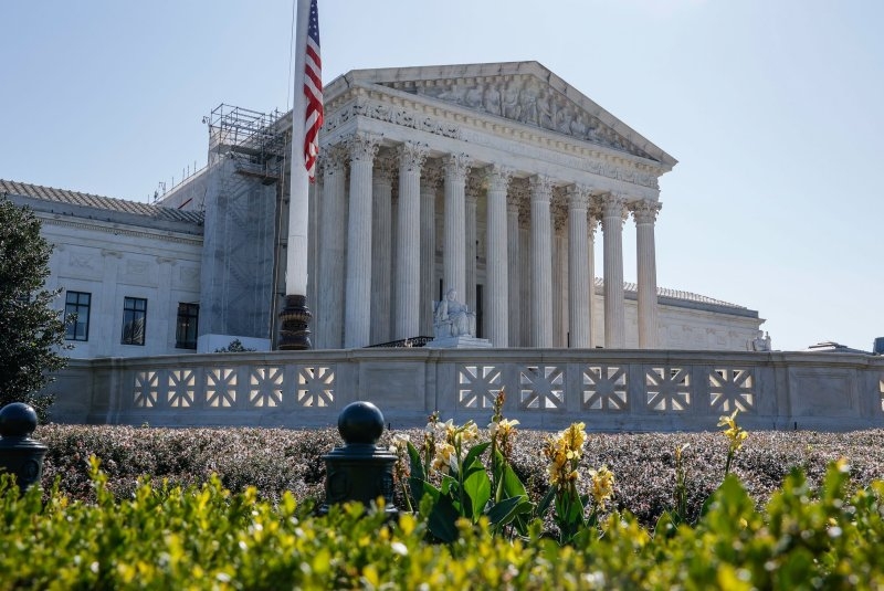 Supreme Court allows DHS to remove protection status for half-million migrants