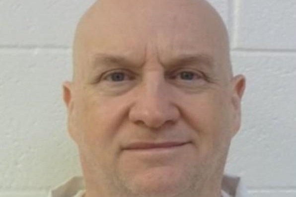 Ex-police chief convicted of murder, rape escapes from Arkansas prison