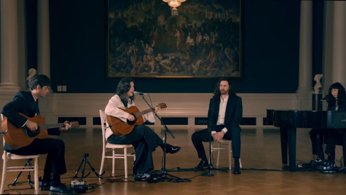 Watch: Lucy Dacus, Hozier perform 'Bullseye' live at National Gallery of Ireland