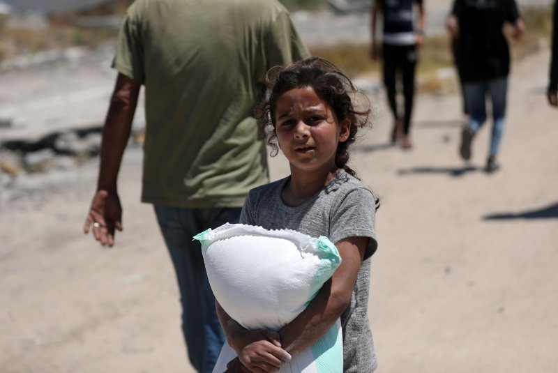 2 reported dead after ‘hordes' of Gazans overwhelm aid warehouse