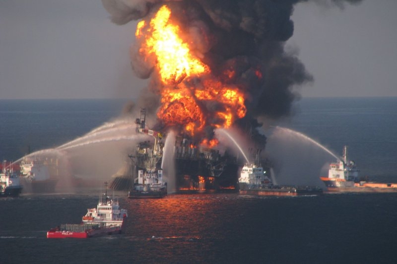 On This Day, April 20: Deepwater Horizon explosion, oil spill kills 11