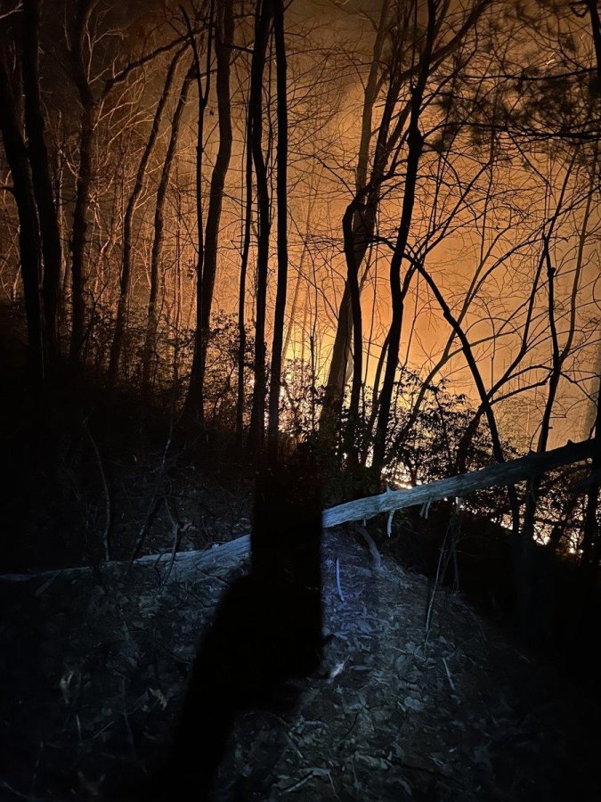Thousands of acres burned as wildfires tear through the Carolinas