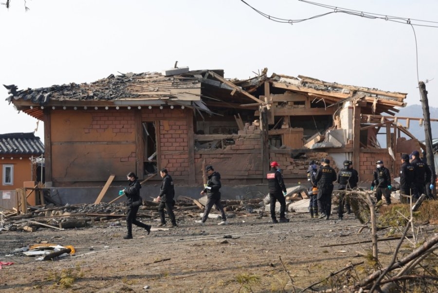 South Korean air force pilots charged with criminal negligence over accidental bombing