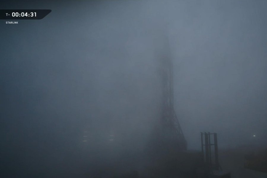 SpaceX launches 26 Starlink satellites from California amid foggy conditions