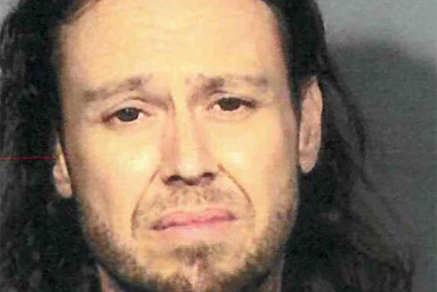 Las Vegas man gets 46 months for threatening U.S. senator