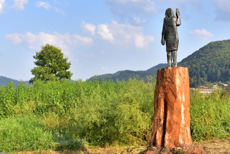 Police investigating missing Slovenian statue of Melania Trump