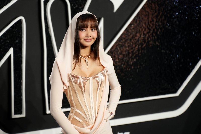Watch: Lisa says goodbye to Kentaro Sakaguchi in 'Dream' short film
