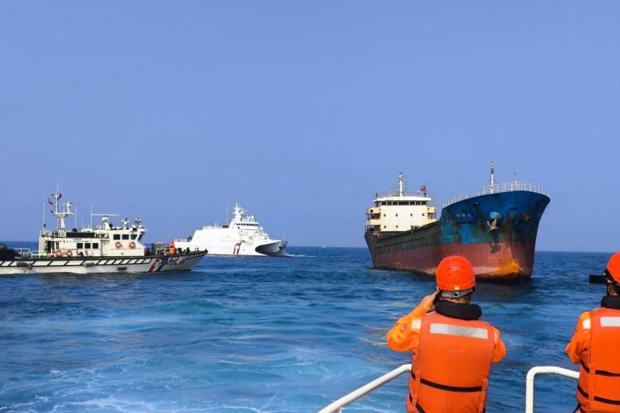 Taiwan coast guard suspects Chinese ship crew severed communication cable